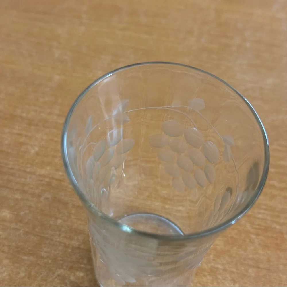 Vintage clear, glass etched grapes,‎ shot glass